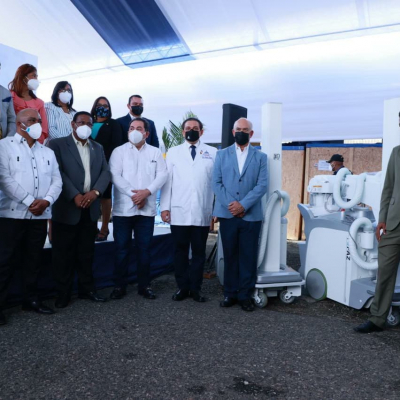 SNS entrega 32 equipos Rayos X a 27 Hospitales de los nueve Servicios Regionales