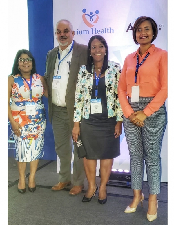 Autoridades del Hospital Docente Padre Billini participan en el Primer Congreso Latinoamericano de Salud Digital