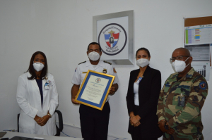 Hospital Padre Billini reconoce al Coronel Rafael Ant. Sosa